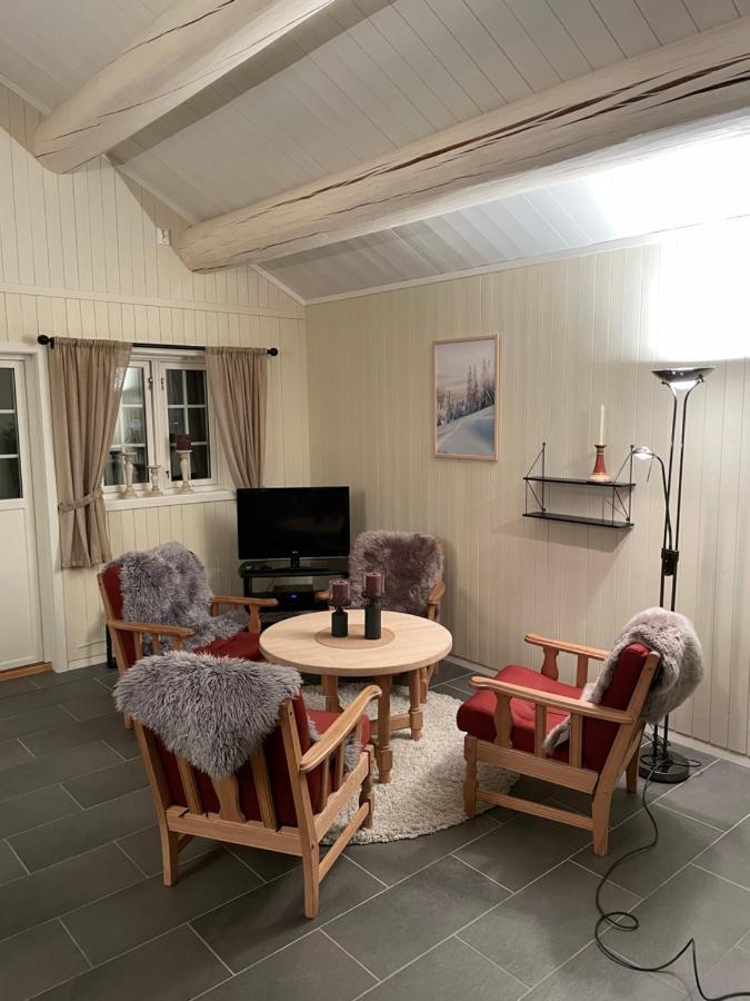 Hytte I Nydelige Jotunhemen - Rett Ved Besseggen Randsverk Esterno foto